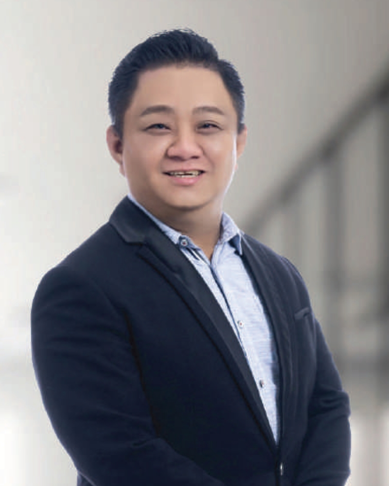 Ybhg Johnny Tiong (Founder & CEO)